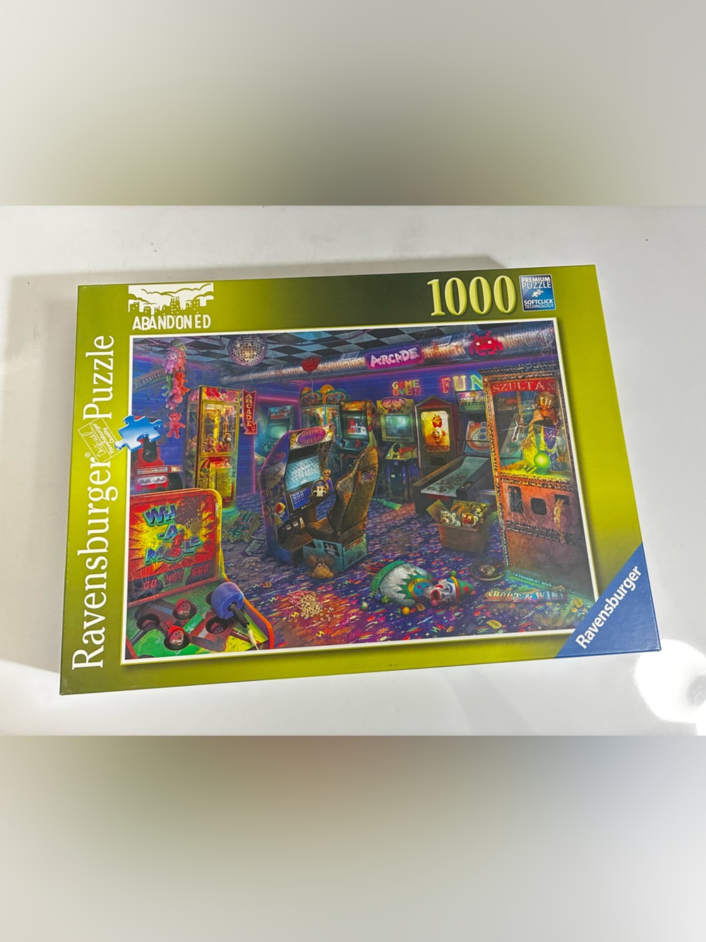 Ravensburger Abandoned Series: “Forgotten Arcade”